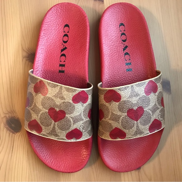 🥰 Coach Udele Sport Slide With Heart Print  Electric Red 6 10 - Picture 1 of 11